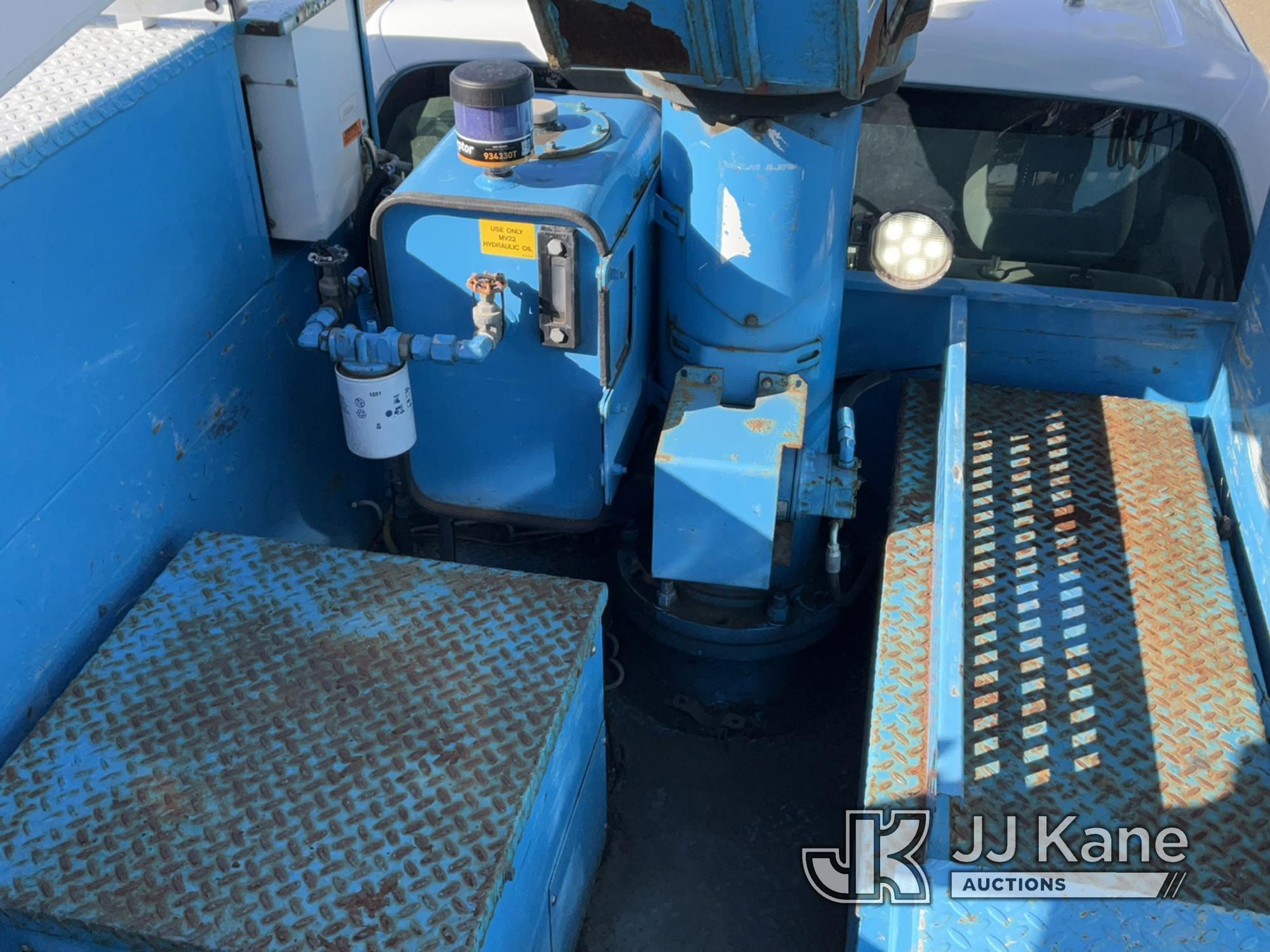 (Dixon, CA) Altec AT37G, Articulating & Telescopic Bucket Truck mounted behind cab on 2013 Ford F550