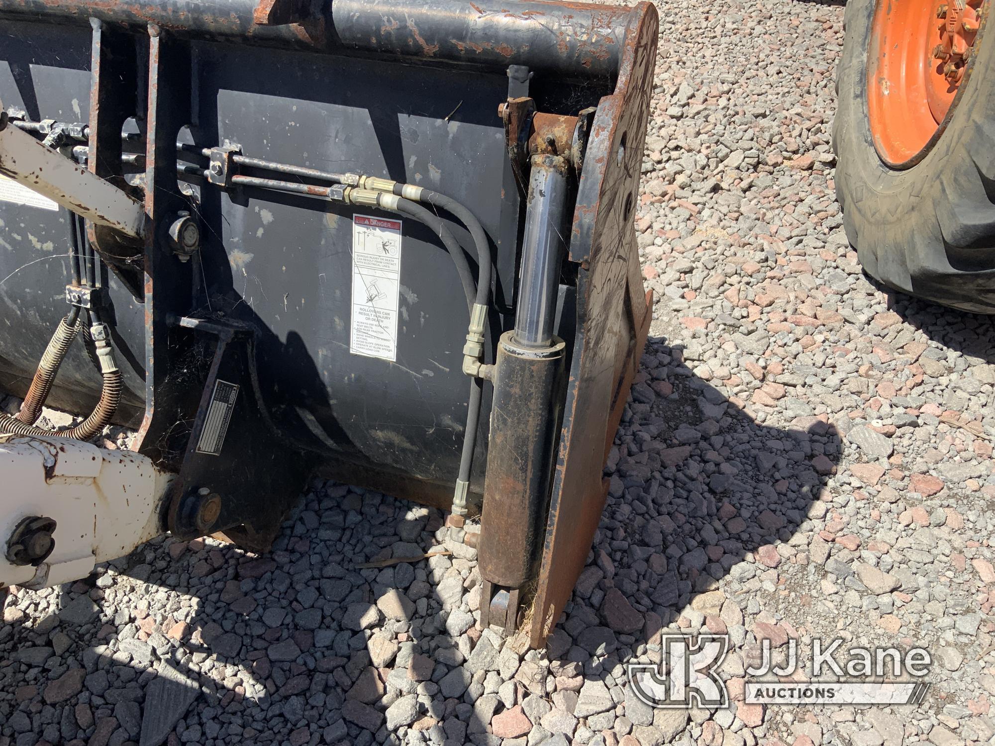 (Dixon, CA) 2002 Terex TX650 Tractor Loader Non Running, No Battery, Two Hour Meters - One Reads 216