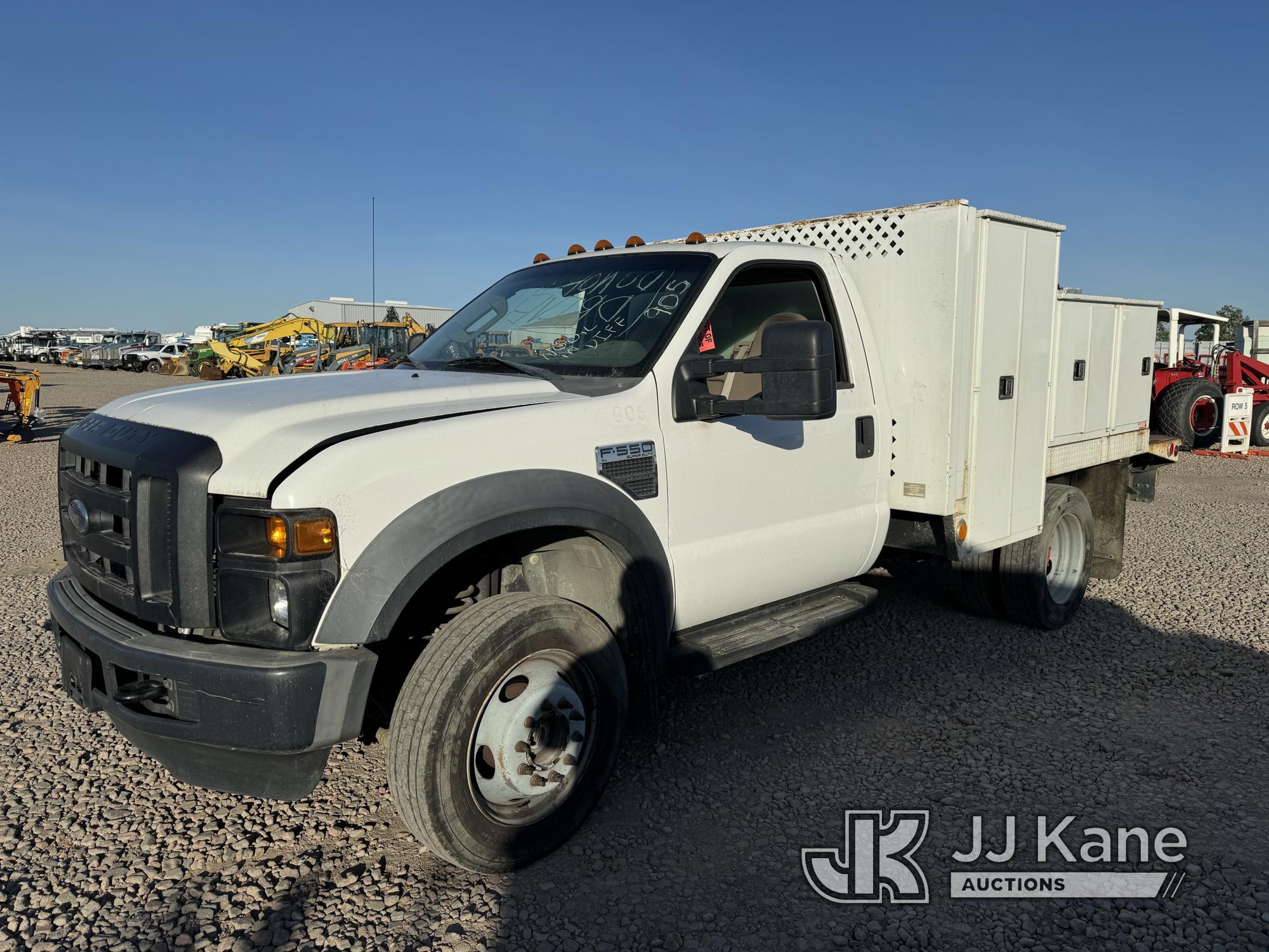 (Dixon, CA) 2008 Ford F550 4x4 Mechanics Service Truck Runs & Moves, Seller States Bad Wheel Hub