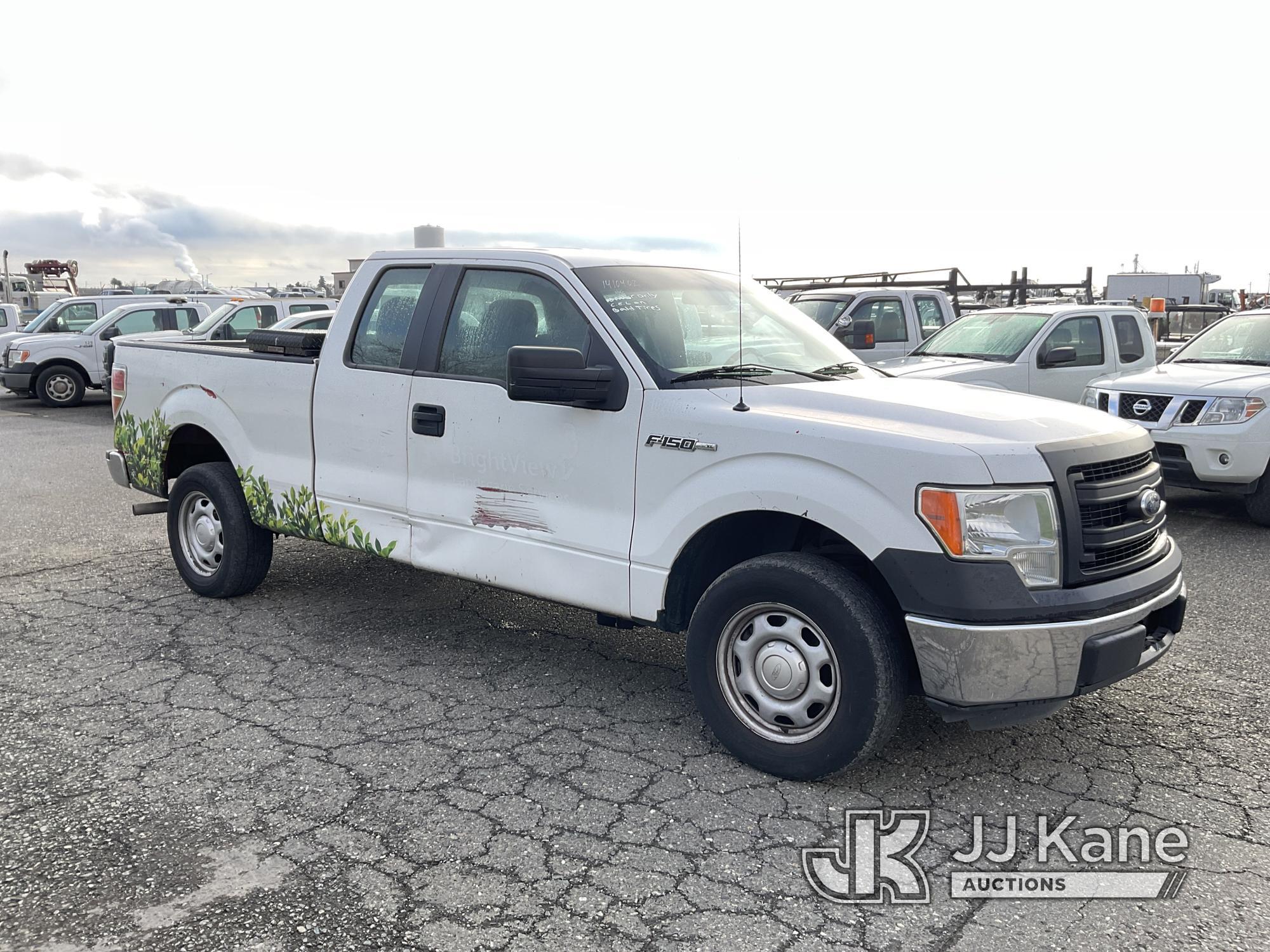 (Dixon, CA) 2014 Ford F150 Extended-Cab Pickup Truck, Lot D5289 Runs & Moves, Passenger Side Damaged