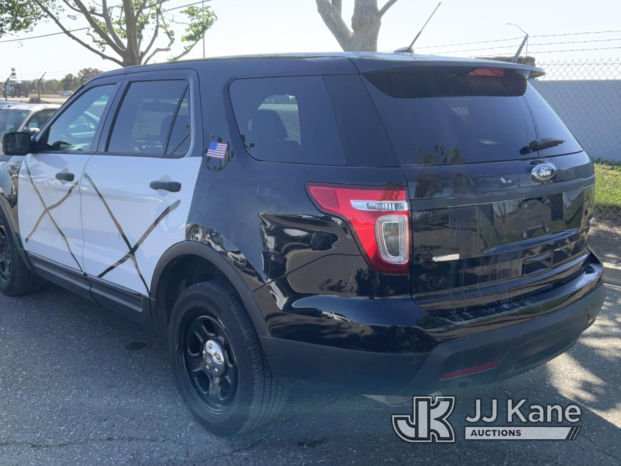 (Dixon, CA) 2015 Ford Explorer AWD Police Interceptor 4-Door Sport Utility Vehicle Runs & Moves,) (N