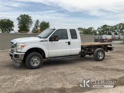 (South Beloit, IL) 2011 Ford F350 4x4 Extended-Cab Pickup Truck Runs, Moves, Rust Damage, Paint Dama