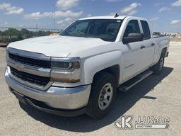 (Hawk Point, MO) 2017 Chevrolet Silverado 1500 Crew-Cab Pickup Truck Runs & Moves) (Rear Body Damage