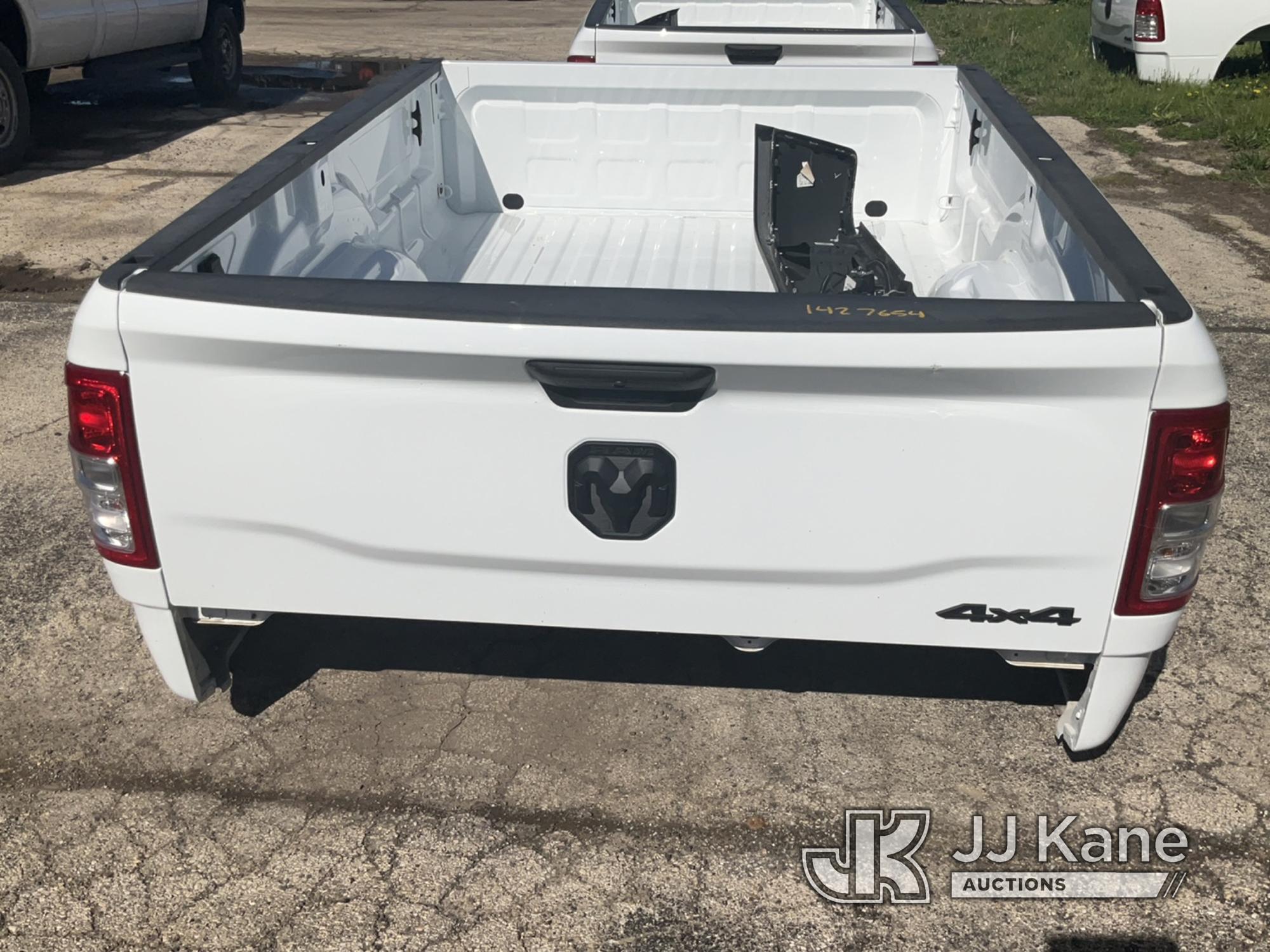 (South Beloit, IL) 2023 Ram 8ft. Bed Paint Chips On Tailgate