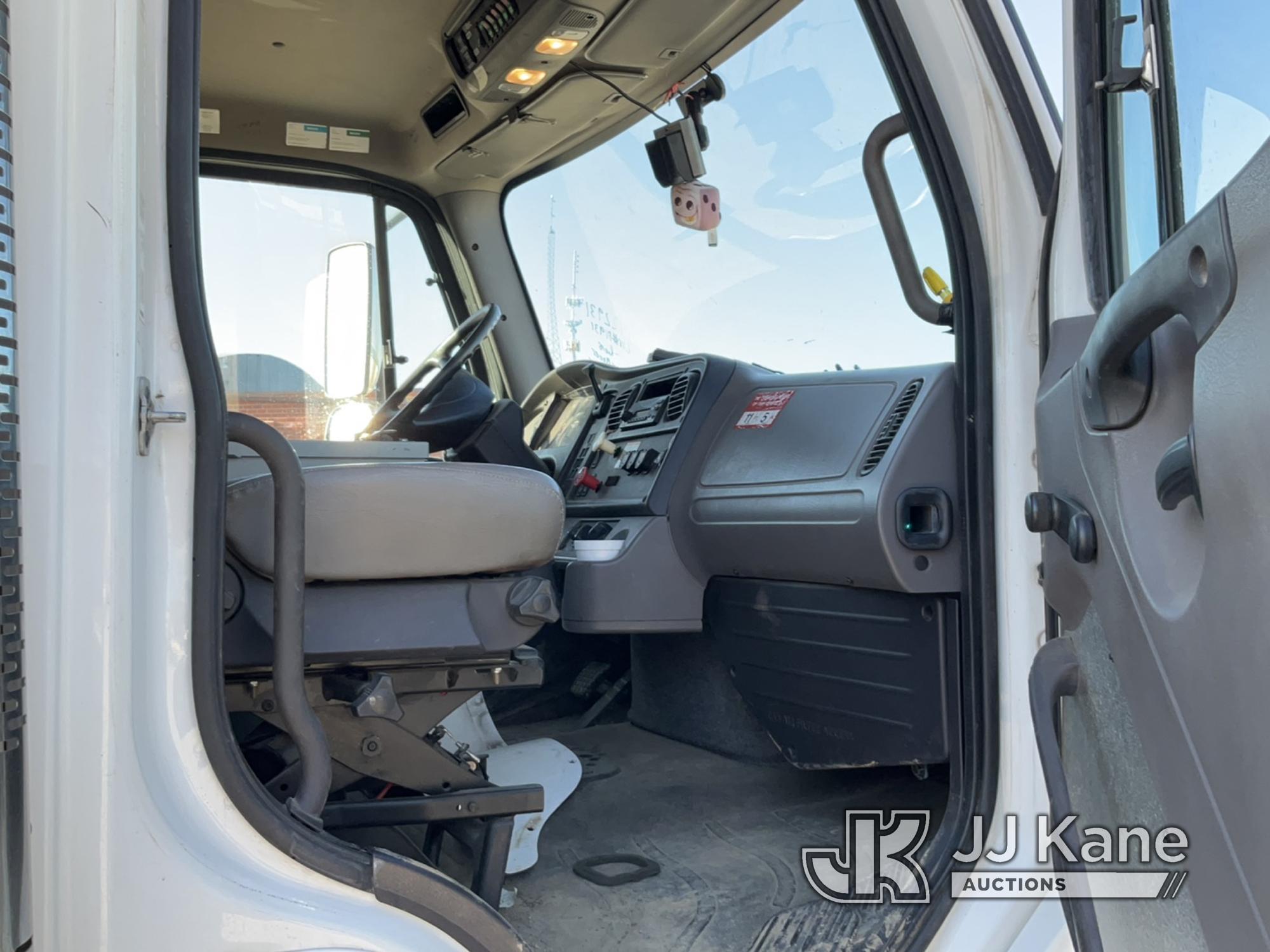 (Des Moines, IA) 2014 Freightliner M2 106 Air Compressor/Enclosed Utility Truck Runs, Moves, PTO and