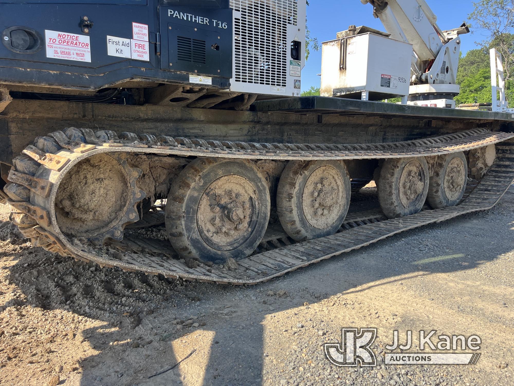 (Little Rock, AR) Altec AH100A, Articulating & Telescopic Material Handling Bucket rear mounted on 2