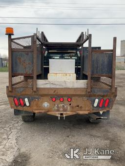 (South Beloit, IL) 2014 Chevrolet Silverado 2500HD 4x4 Crew-Cab Flatbed/Service Truck Runs & Moves)