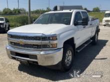 2019 Chevrolet Silverado 2500HD 4x4 Crew-Cab Pickup Truck Danella Unit) (Runs & Moves