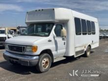 2005 Ford E450 Passenger Bus Runs & Moves, Body & Rust Damage