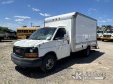 2004 GMC Savana G3500 Cutaway Van Body Truck Runs & Moves, Body & Rust Damage, Liftgate Operates