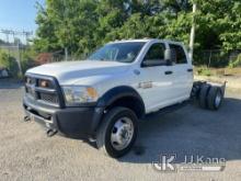 2017 RAM 4500 4x4 Crew-Cab Chassis (Danella Unit) (Runs & Moves, Body Damage