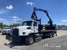 Serco Loaders 8500, Grappleboom/Log Loader Crane mounted behind cab on 2015 Freightliner 114SD T/A F