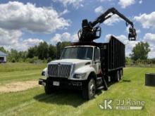 Grappleboom/Log Loader Crane mounted behind cab on 2003 International 7400 T/A Debris Dump Truck Run