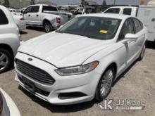 2014 Ford Fusion Hybrid 4-Door Sedan Runs & Moves