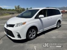 2018 Toyota Sienna Van Runs & Moves