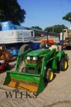 JOHN DEERE 2210 W/LOADER