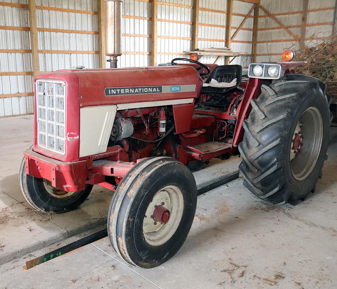 International 574 diesel tractor, pto, 3 pt. w/ good rubber & power steering, 16.9-28 rear tires, 5,