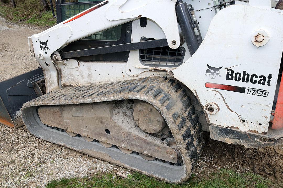 Bobcat Skidloader