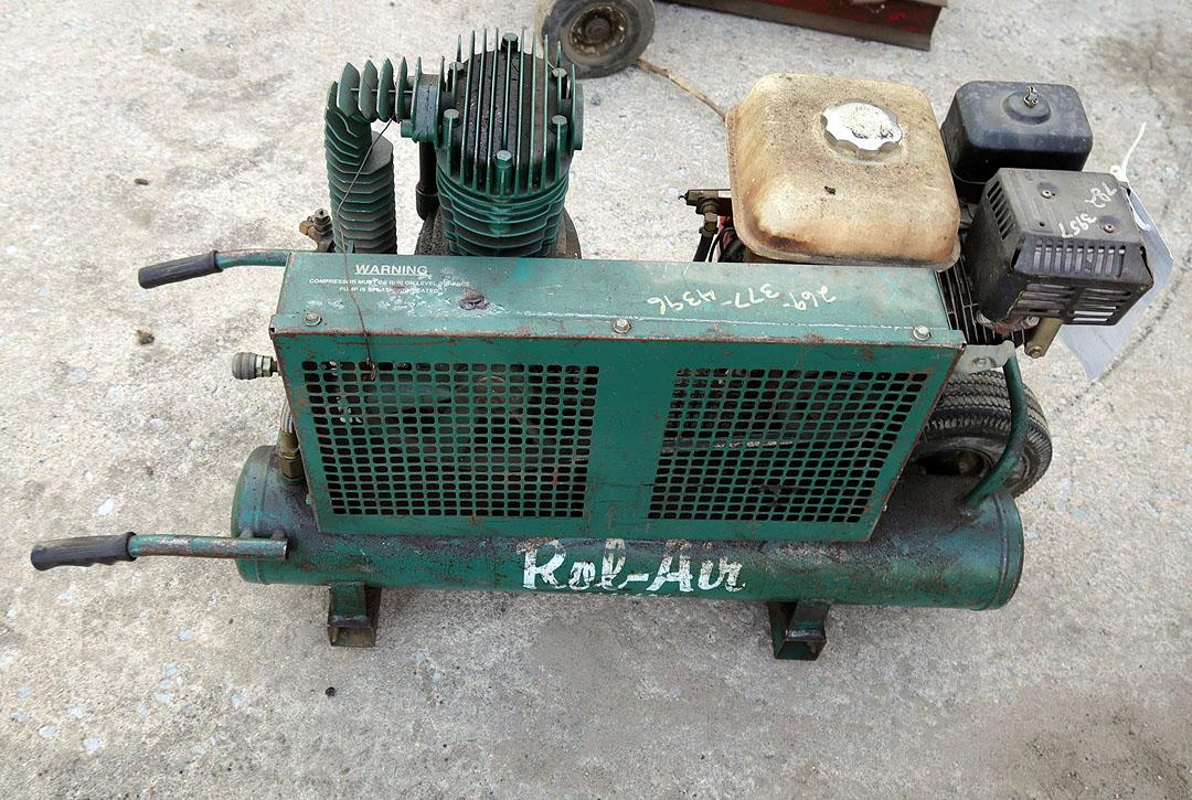 ROL-AIR SYSTEMS HONDA 6.5 HP GAS ENGINE CONSTRUCTION AIR COMPRESSOR SINGLE FRONT TIRE