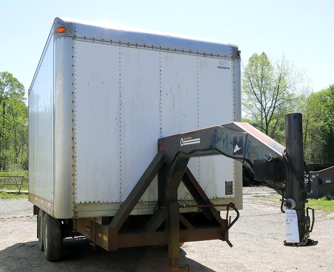 KIEFER HEAVY DUTY TANDEM AXLE GOOSENECK TRAILER 14' FRAME W/ MORGAN ENCLOSED ROLL UP REAR DOOR TRUCK