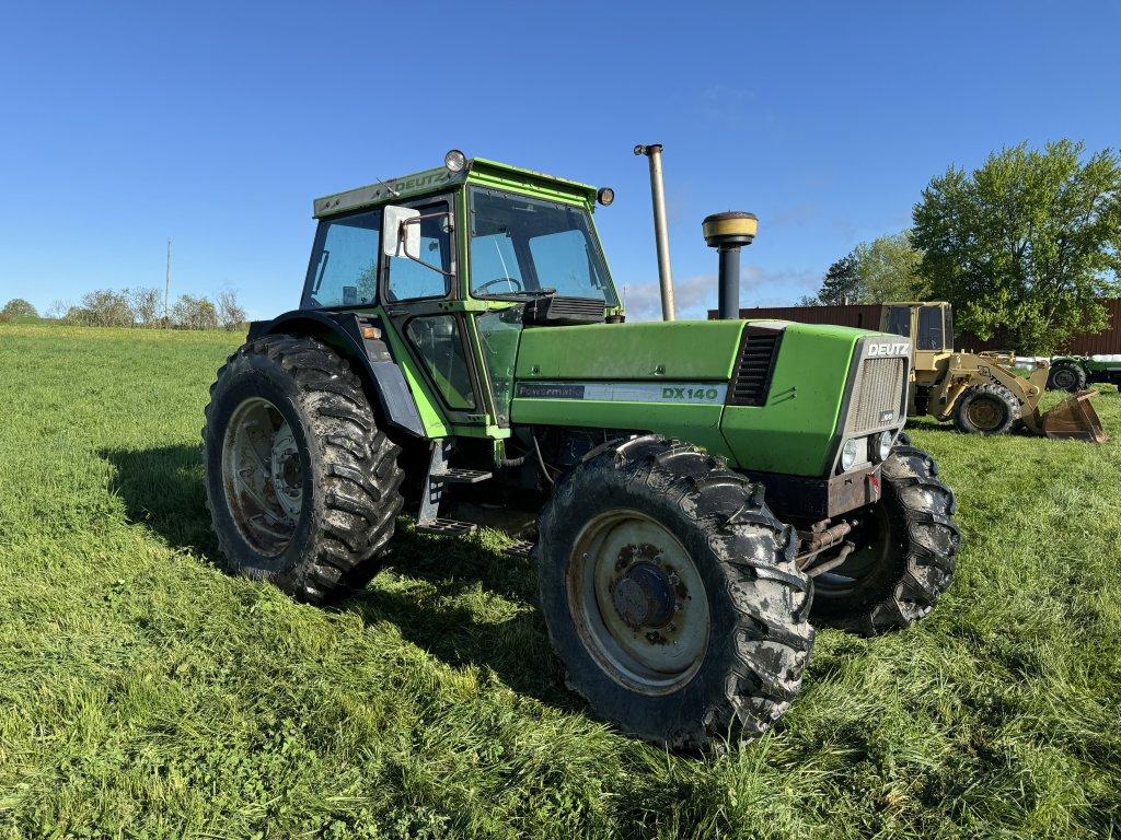 DEUTZ DX140 TRACTOR, 4X4, POWERMATIC, 3PT, PTO, 2-REMOTES, CAB, DEUTZ DIESEL ENGINE, 20.8R38 REAR TI