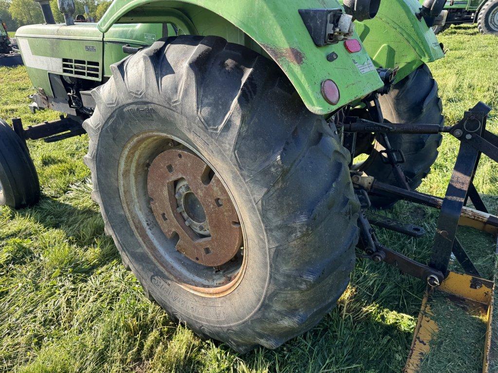 DEUTZ D7807 TRACTOR, 2WD, 3PT, 540 PTO, 2-REMOTES, 18.4-30 REAR TIRES, S/N: 75940922, HOURS N/A