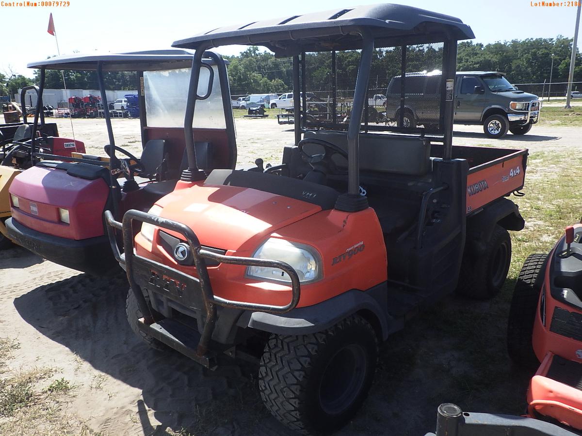 5-02186 (Equip.-Utility vehicle)  Seller:Private/Dealer KUBOTA RTV900 4X4 SIDE B