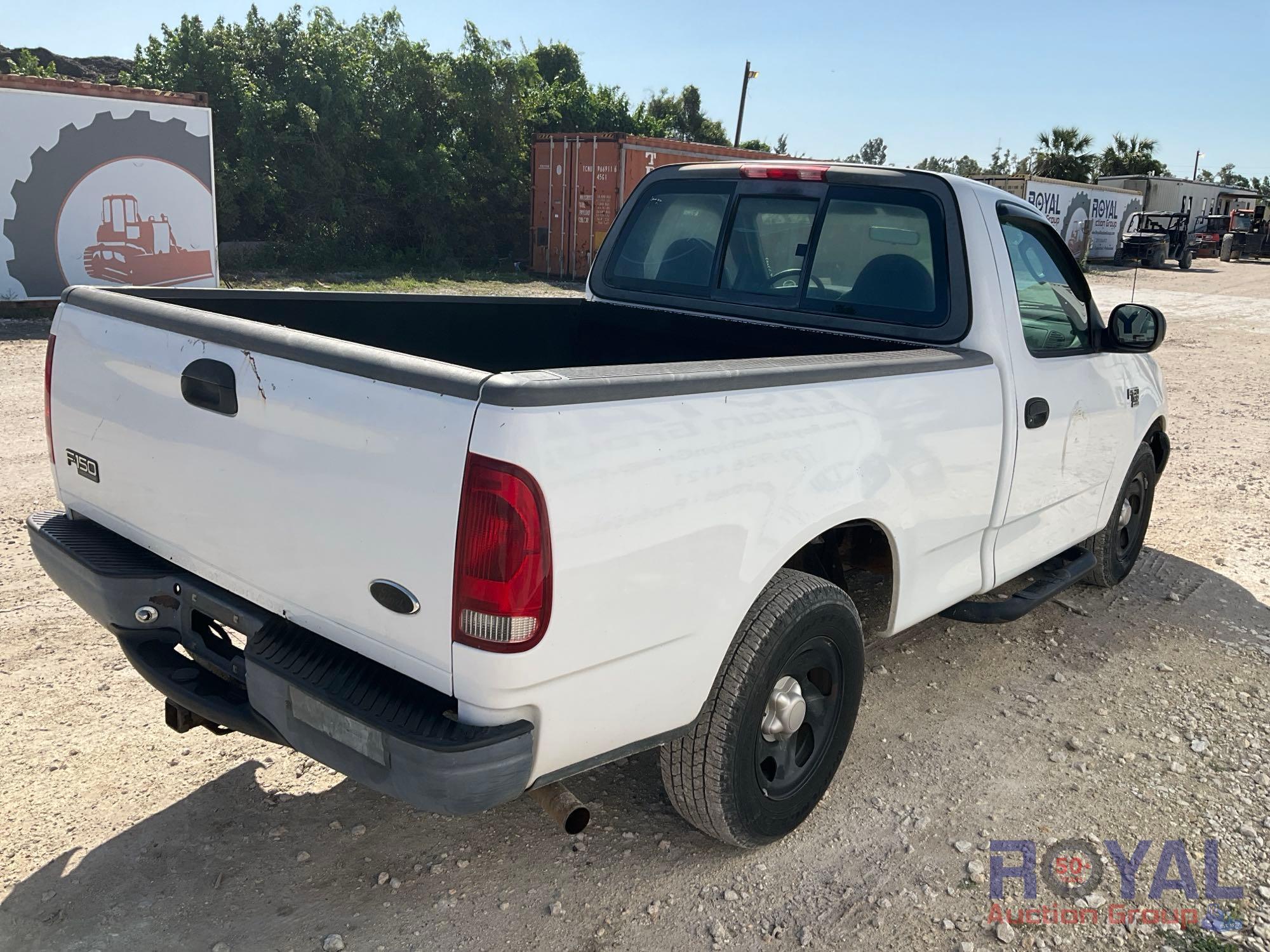 2004 Ford F-150 Triton Pickup Truck