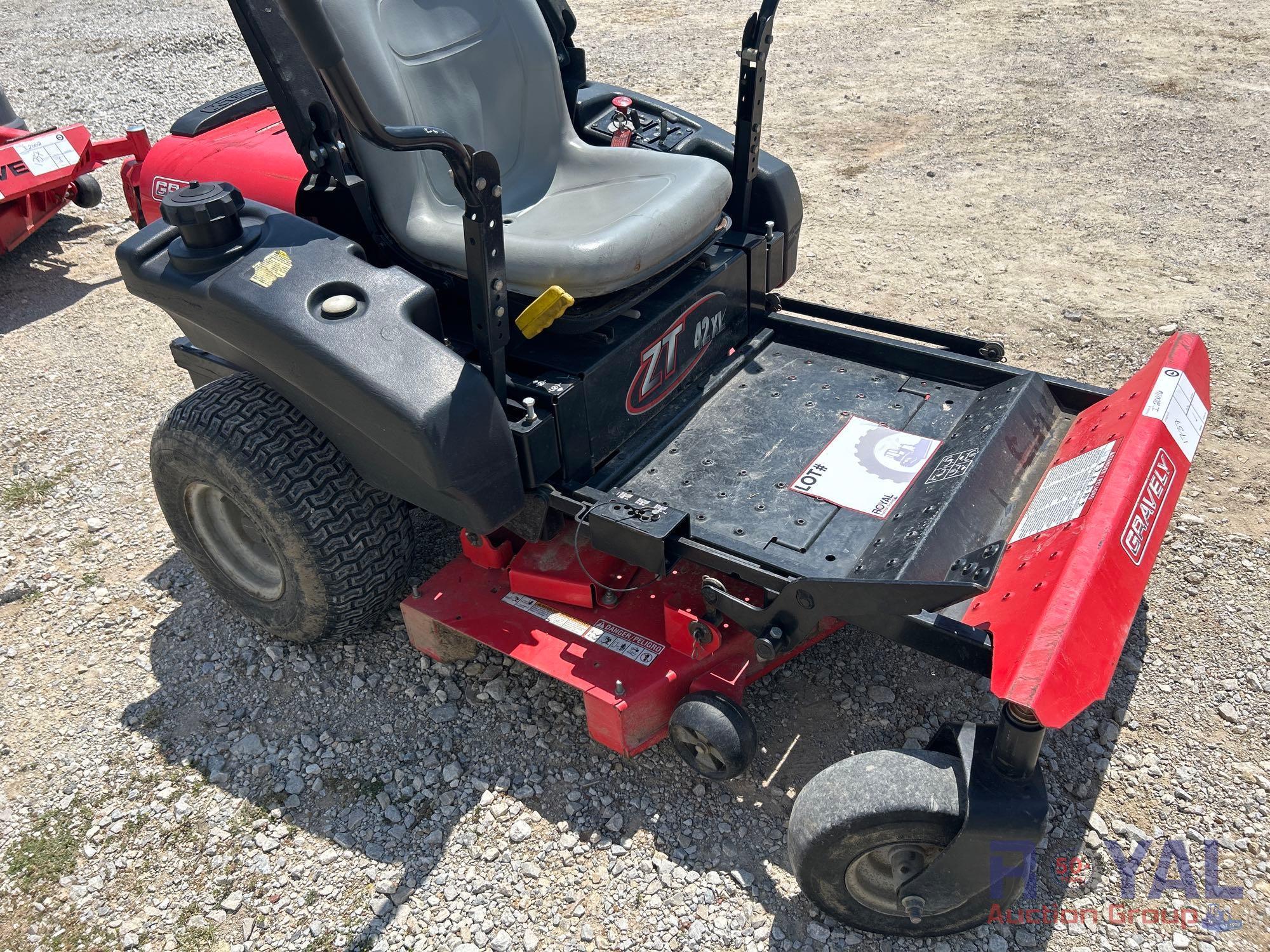 2009 42in Gravely Zero Turn Mower