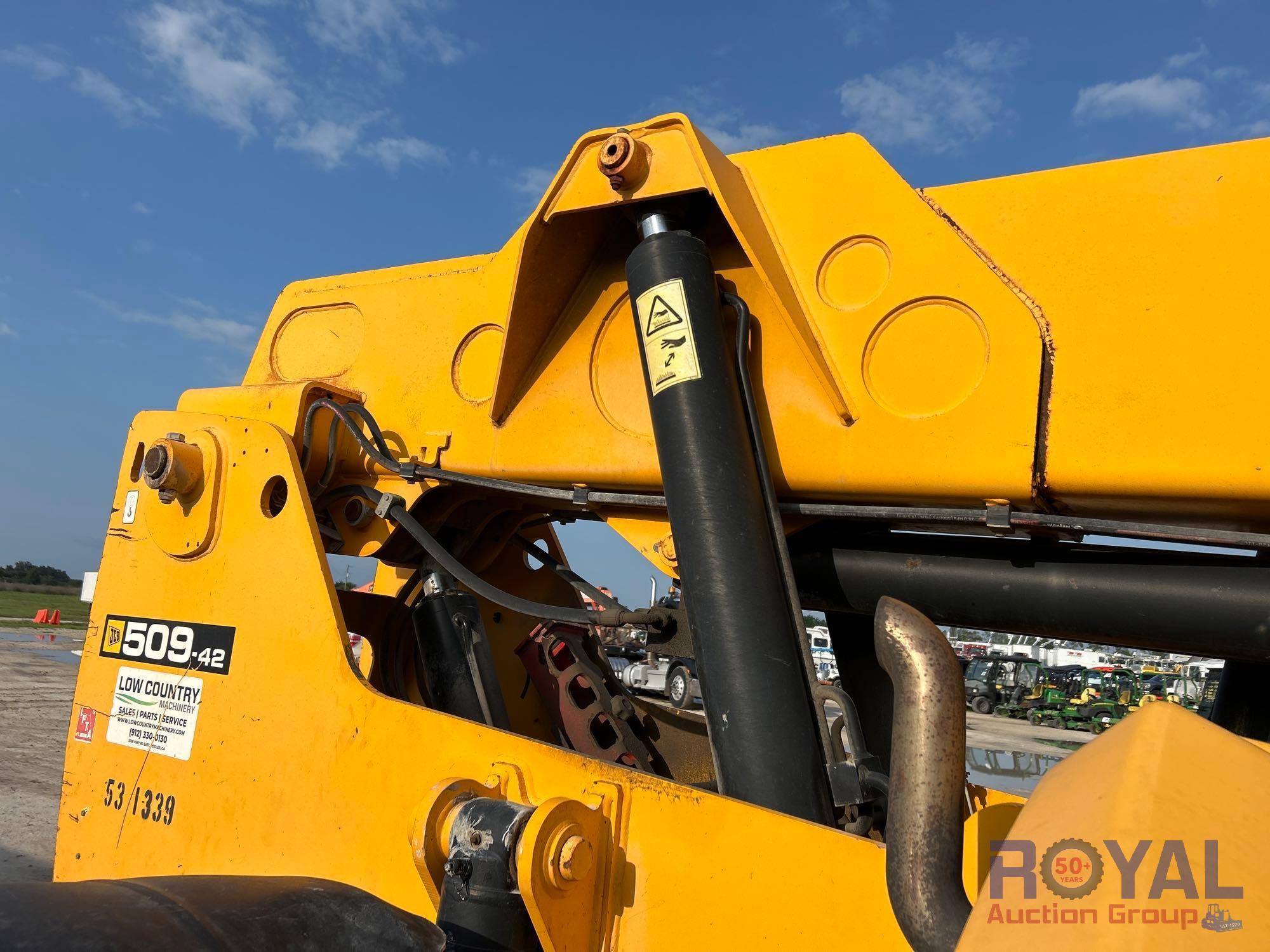 2018 JCB 509-42 4x4 9,000LB Rough Terrain Telehandler