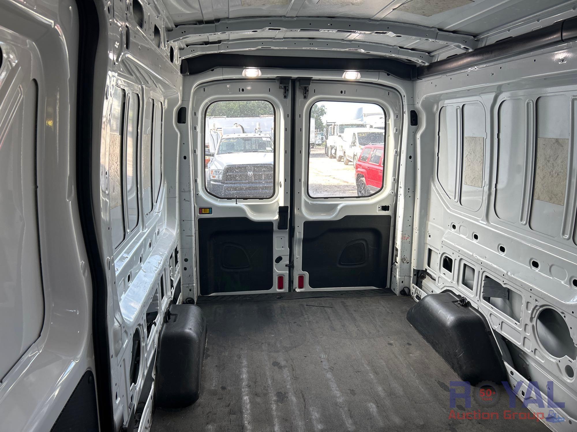 2019 Ford Transit 250 Cargo Van