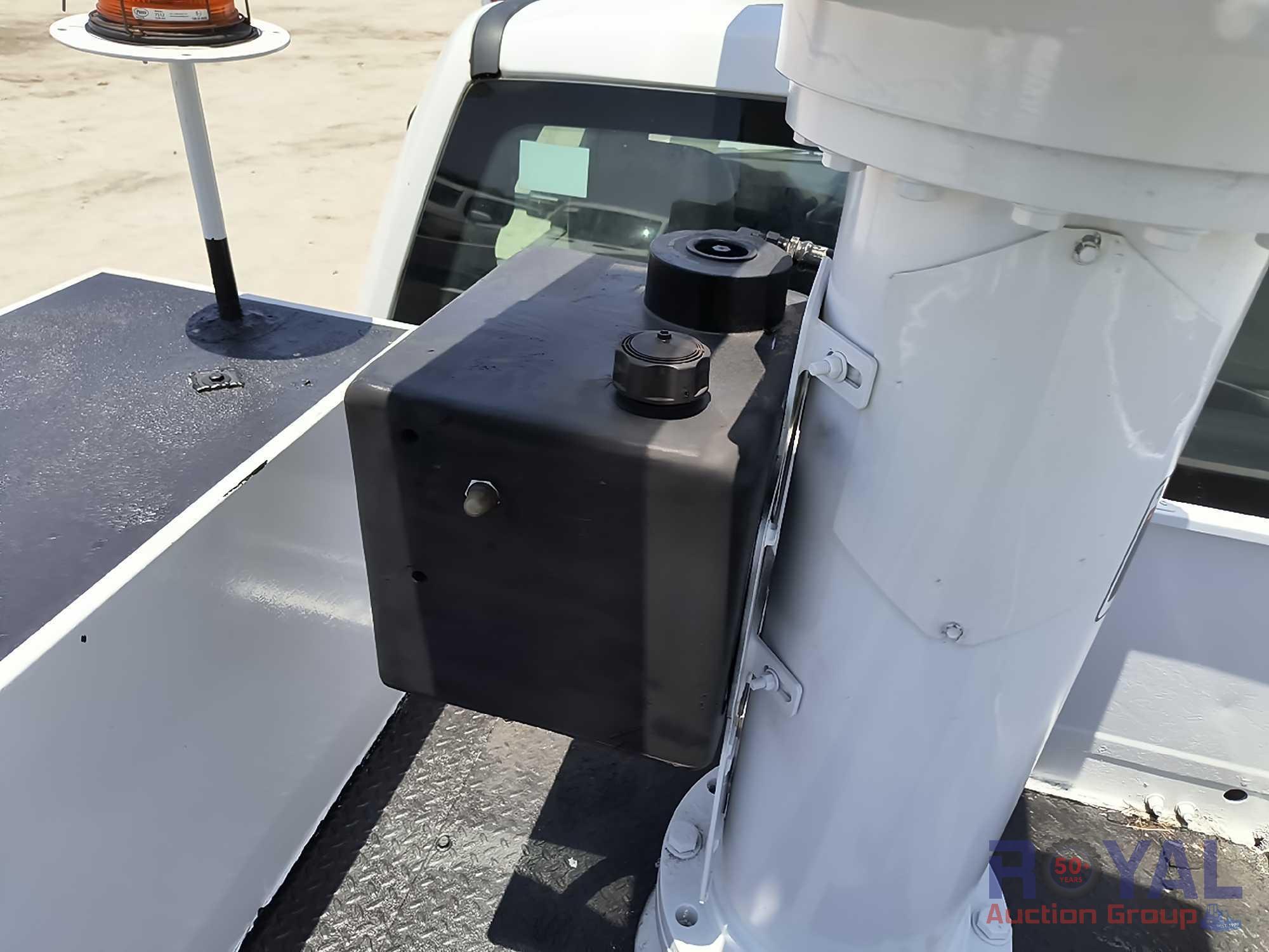 2019 Ford F550 4x4 Altec Bucket Truck