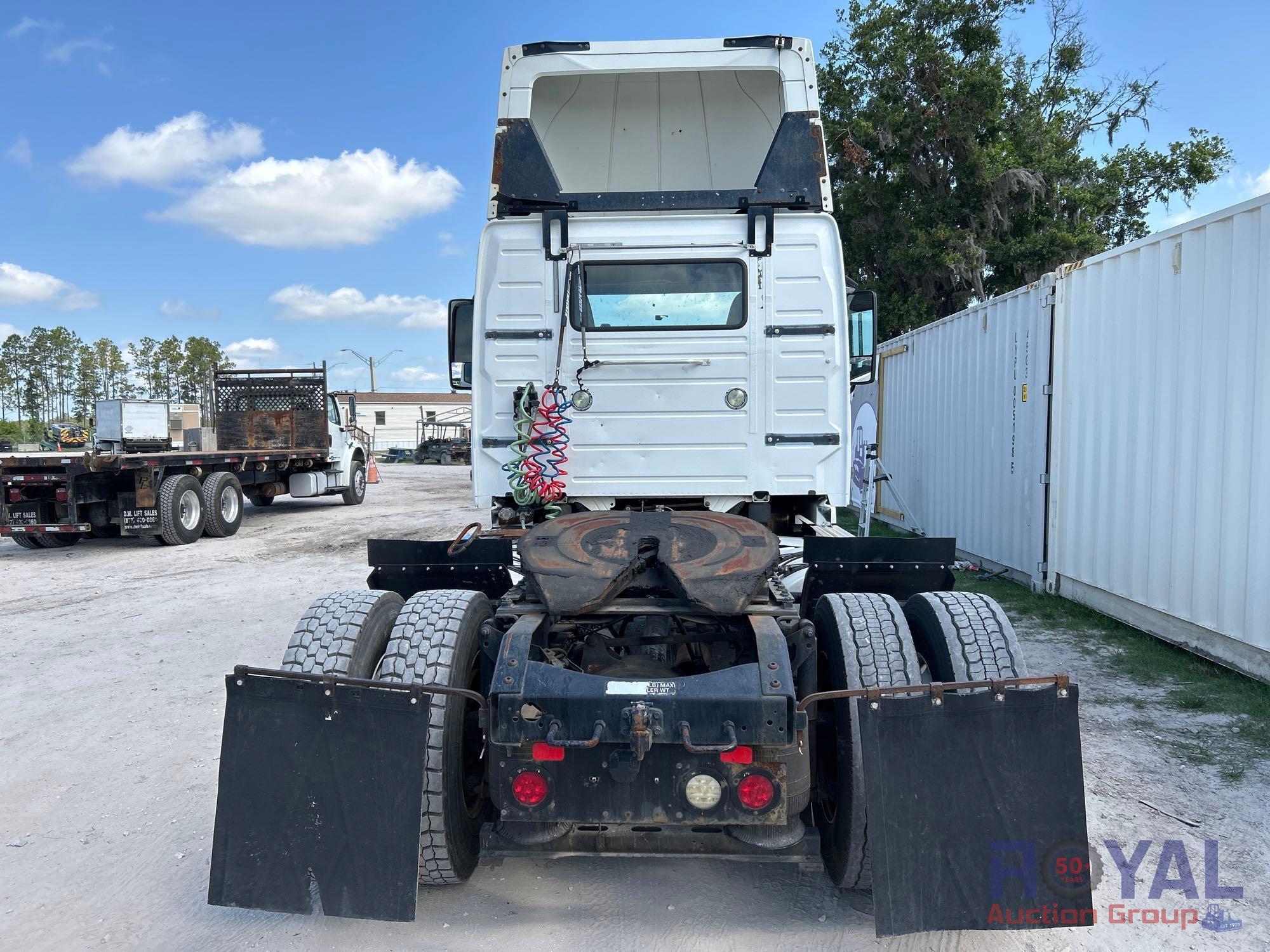 2015 Volvo VNL S/A Day Cab Truck Tractor