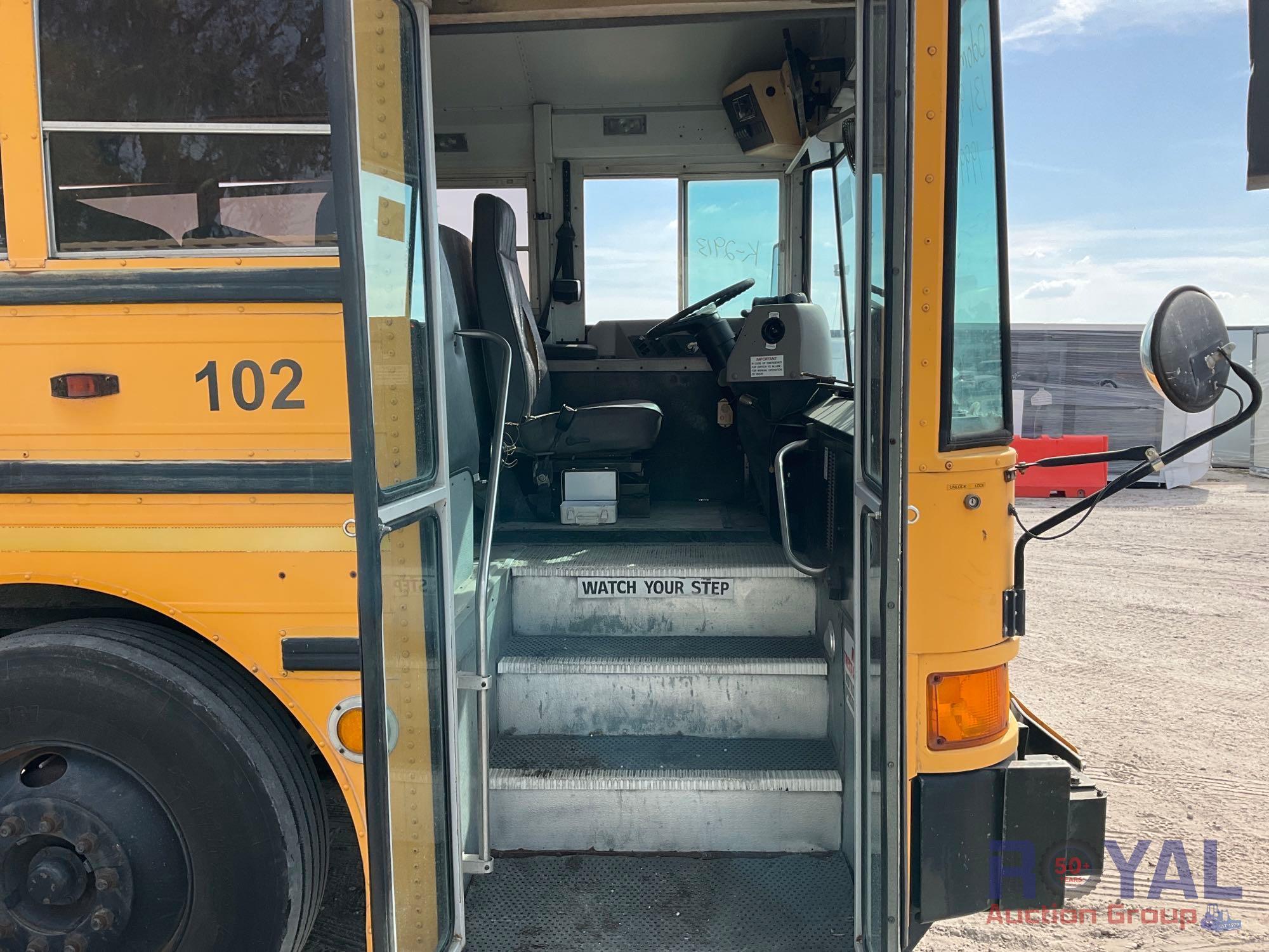 2000 International RE3000 School Bus