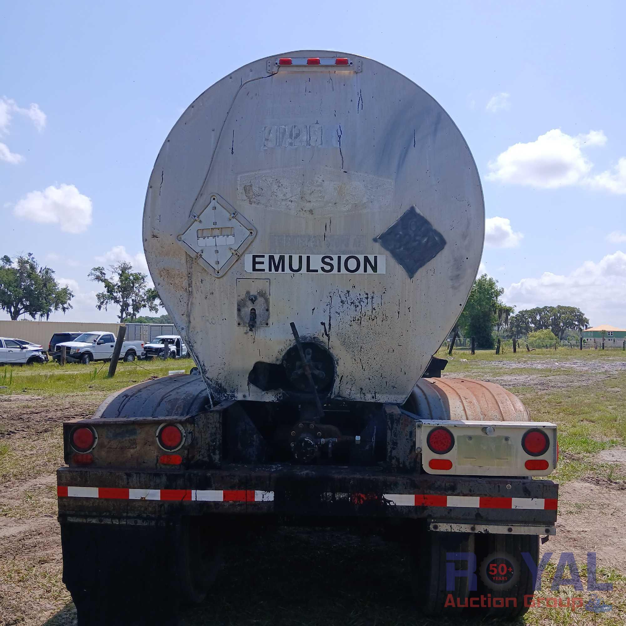 1986 Fruehauf TEH-F2-R 7,000 Gallon Tanker Trailer