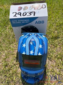 Auto Darkening Welding Helmet