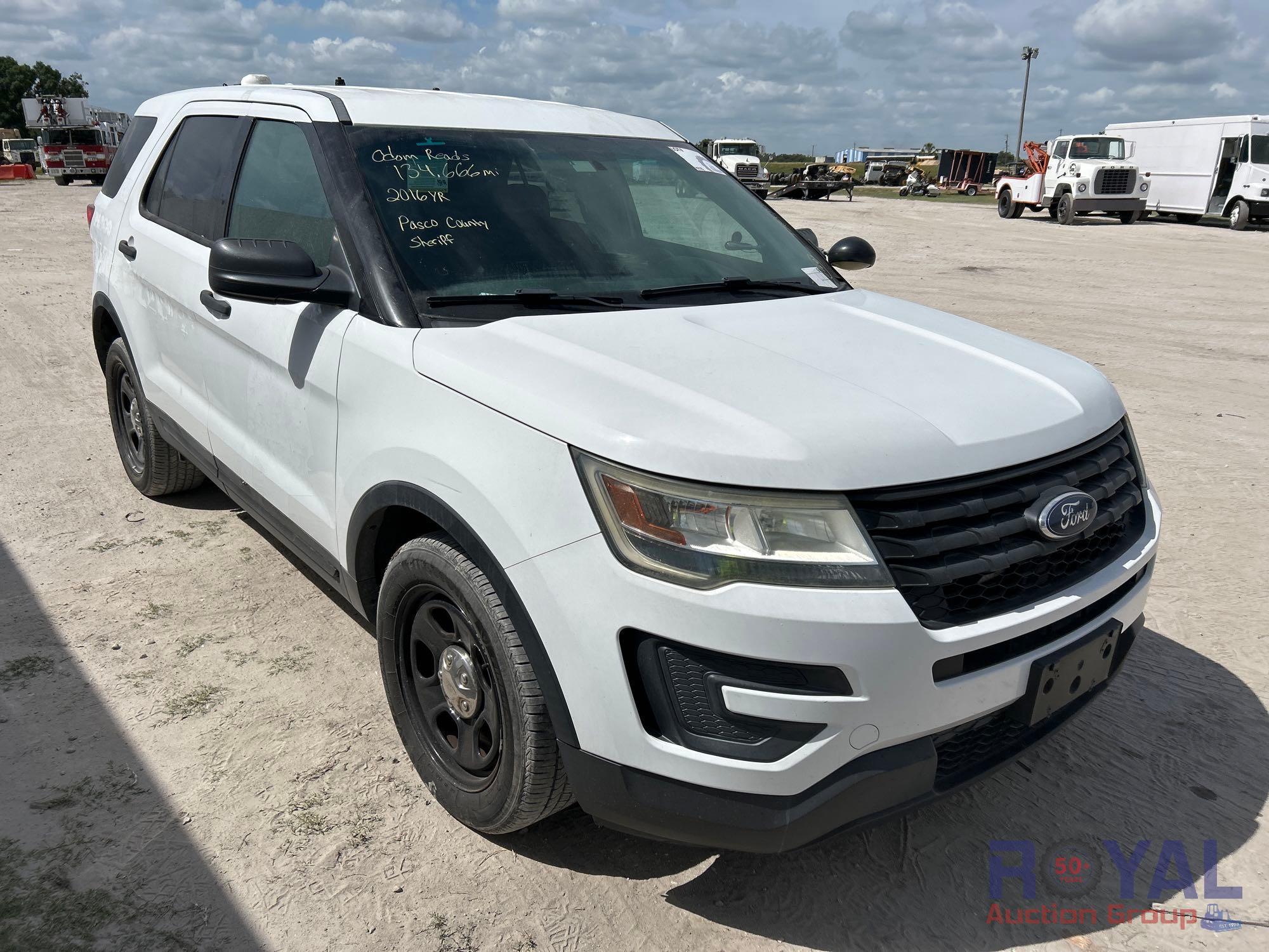 2016 Ford Explorer AWD SUV