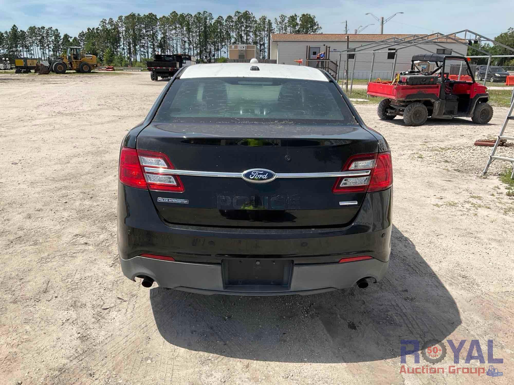 2015 Ford Taurus Police Cruiser