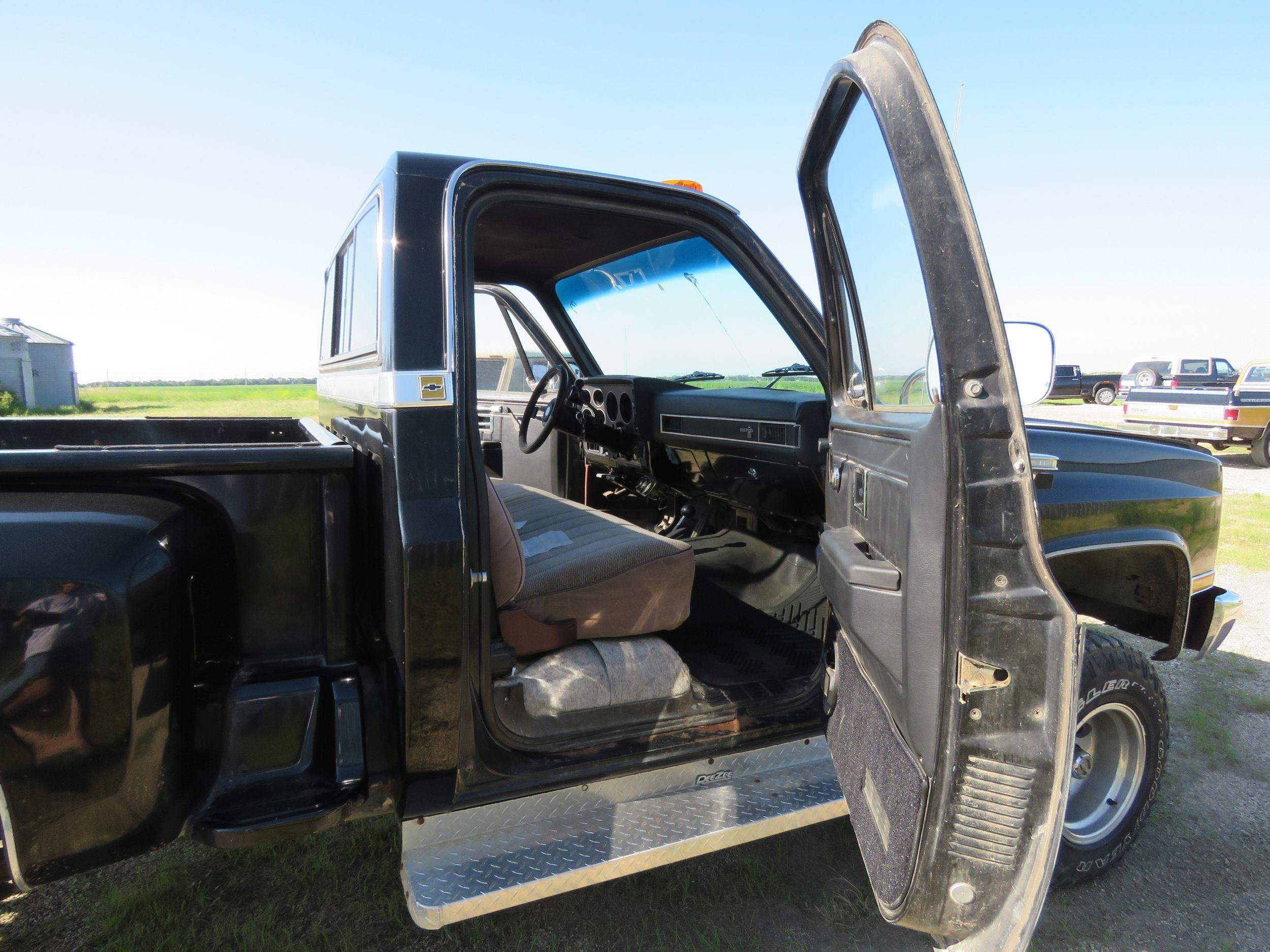 1983 Chevrolet Silverado 1/2 ton Step side Pickup