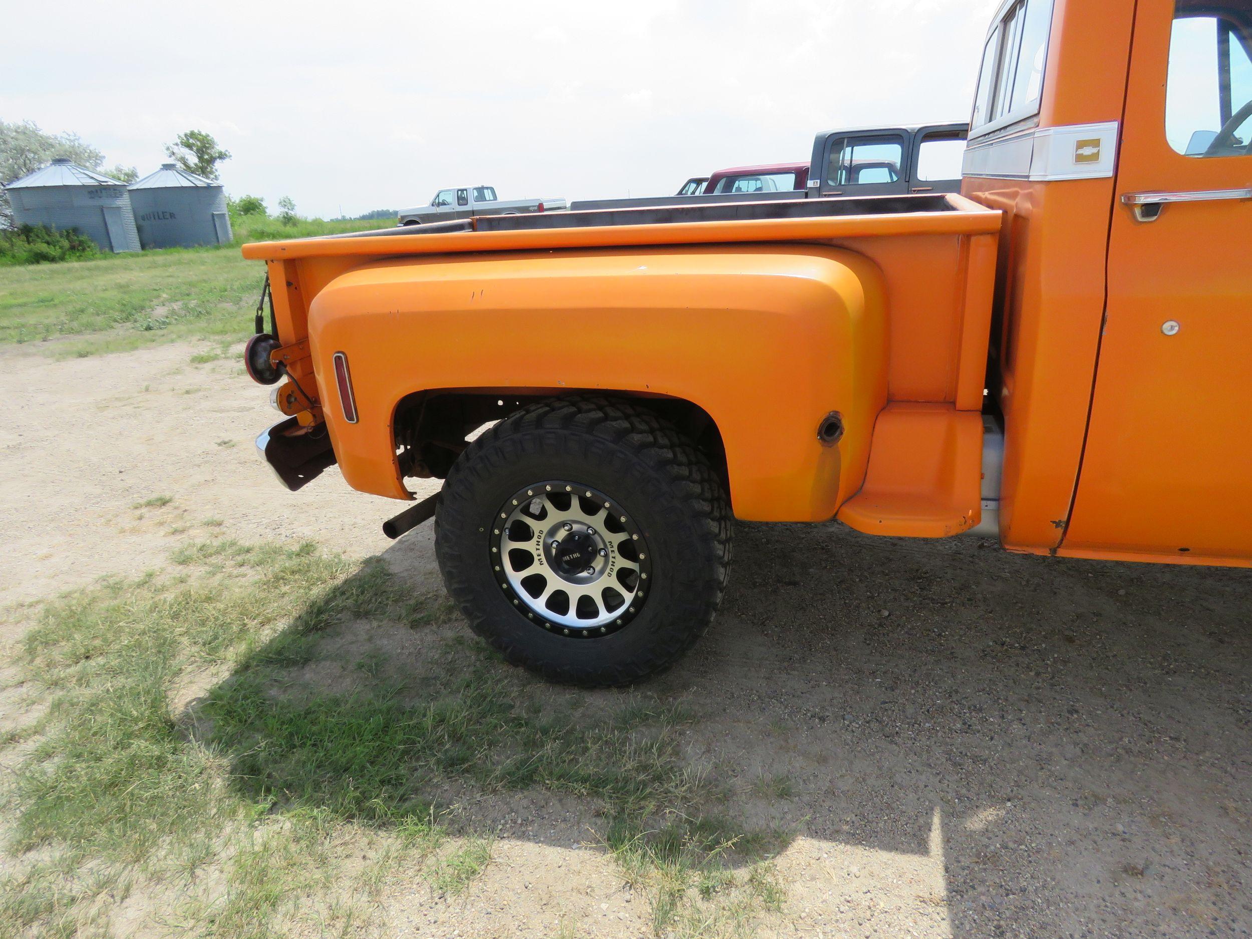 1976 Chevrolet Scottsdale Short Box Sport Pickup