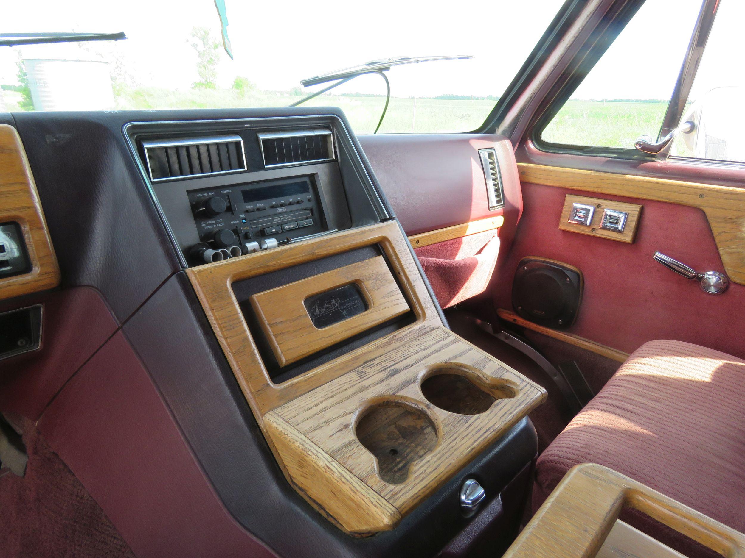 1989 Chevrolet Gladiator Van