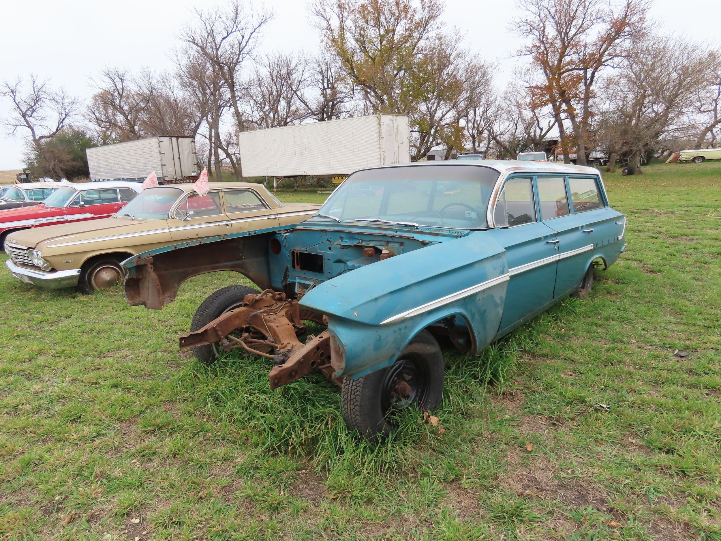 1961 Chevrolet Parkwood 4dr Wagon