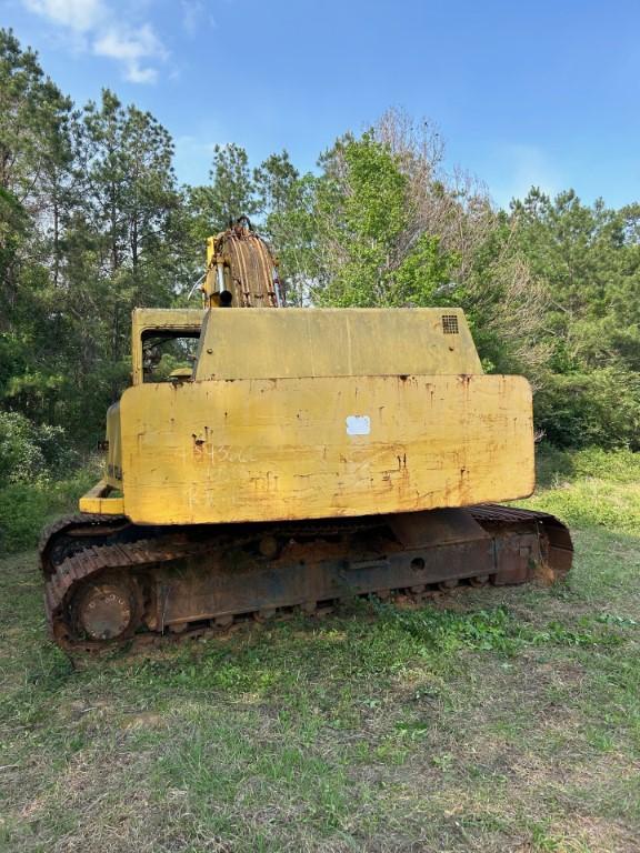 Deere CK790D excavator