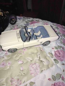 Danbury mint 1966 Ford Mustang