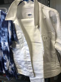 old navy white jean jacket / pants/top/legging size xlarge