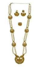 22k Yellow Gold Jewelry Suite