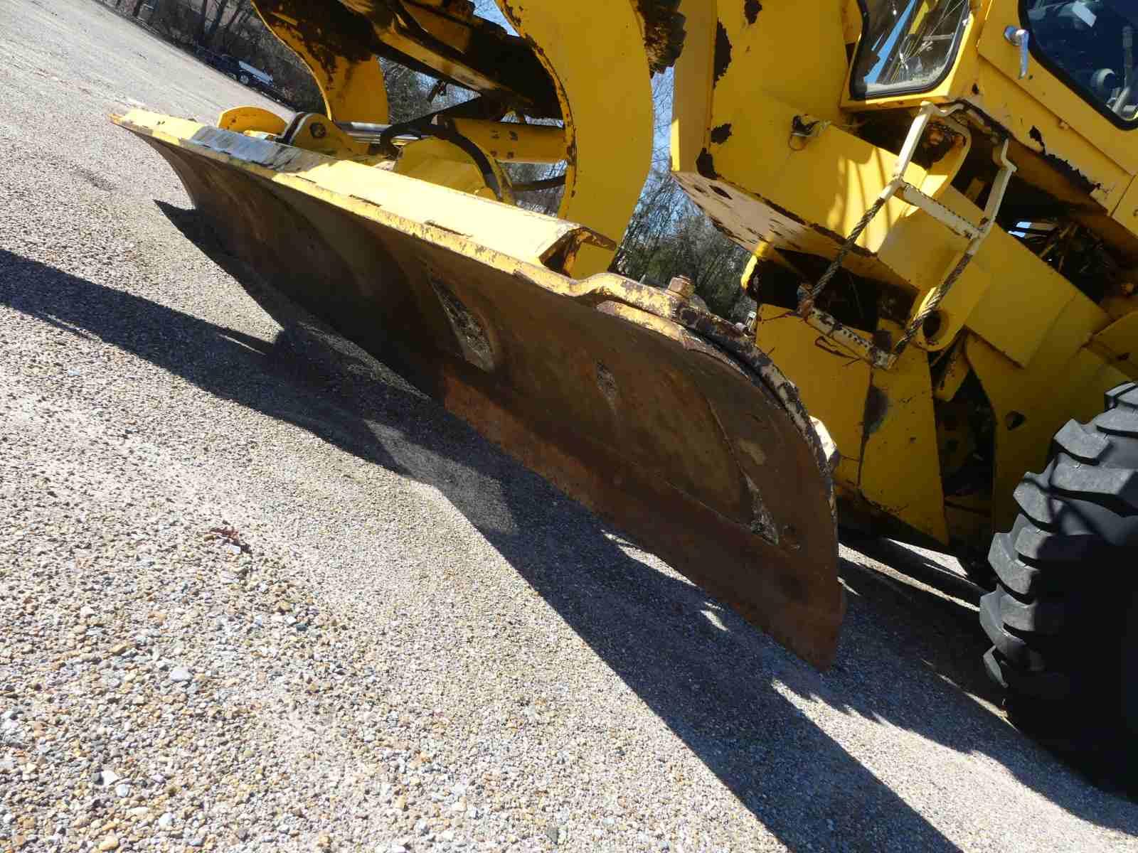 Champion 710A Motor Grader, s/n 157-553-18942-88: Cab, Tip Control, No Brak