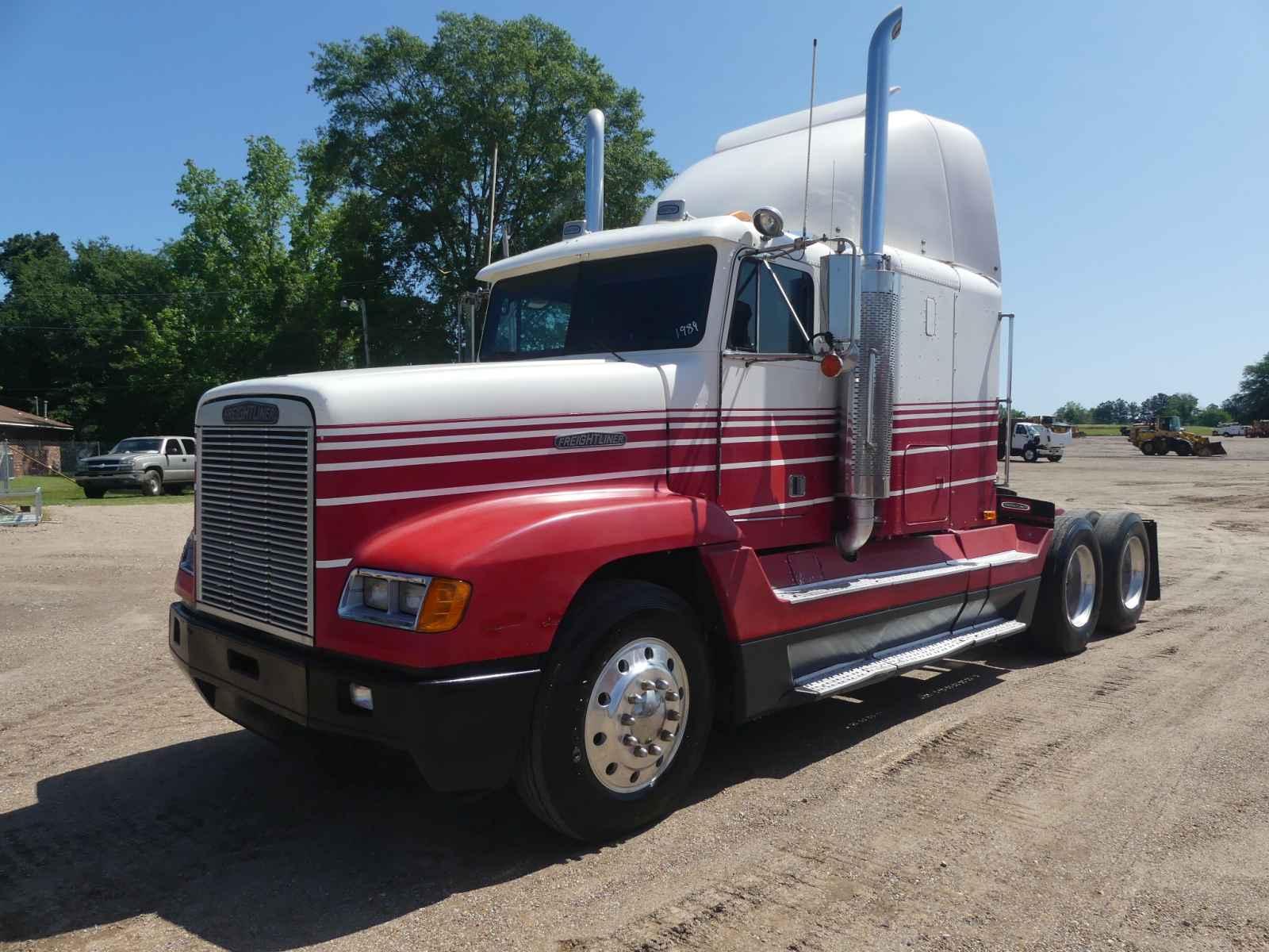 1989 Freightliner FLD120 Truck Tractor, s/n 2FUYDDYB8KV332507: T/A, Sleeper