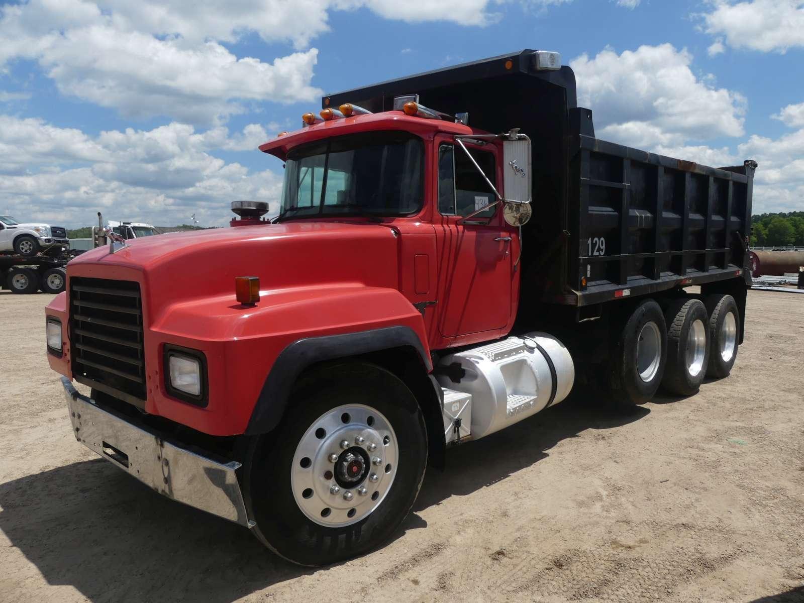 1998 Mack RD688S Tri-axle Dump Truck, s/n 1M2P270Y1WM040236: 18-sp., Alum.