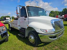 2004 International 4300 Wrecker, s/n 1HTMMAAM14H614952: Century 12-ton Body